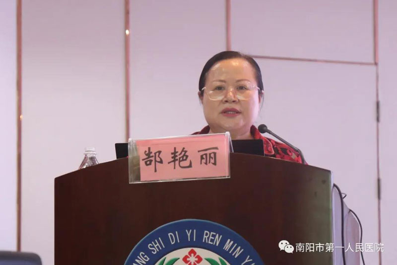 護理部副主任郜艷麗.jpg
