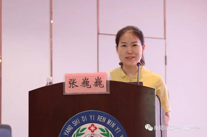 靜脈治療學(xué)組組長張巍巍.jpg